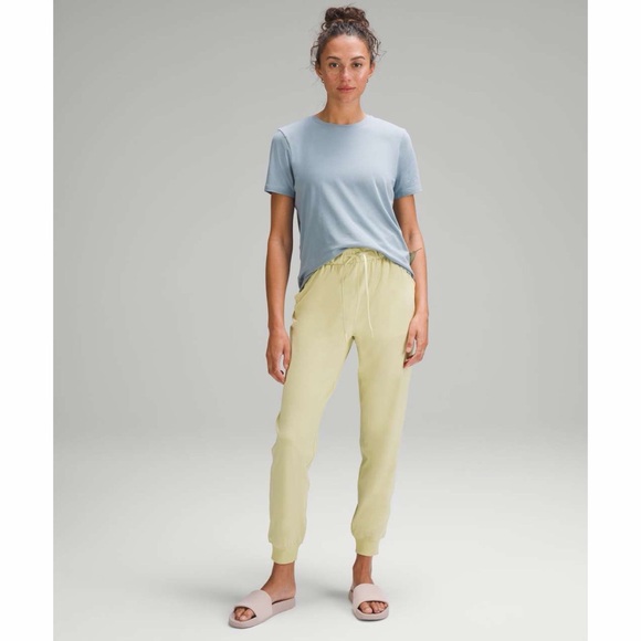 Lululemon Stretch High-Rise Jogger Full Length Finch Yellow